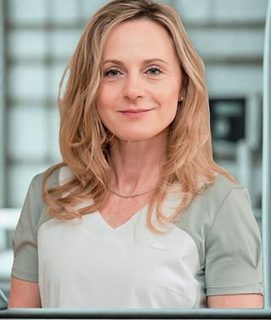 Dr. Csilla Madarasz
