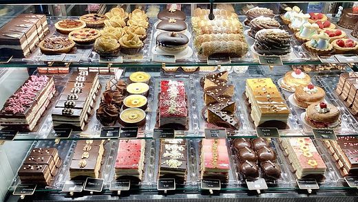 Victoria K Cakes